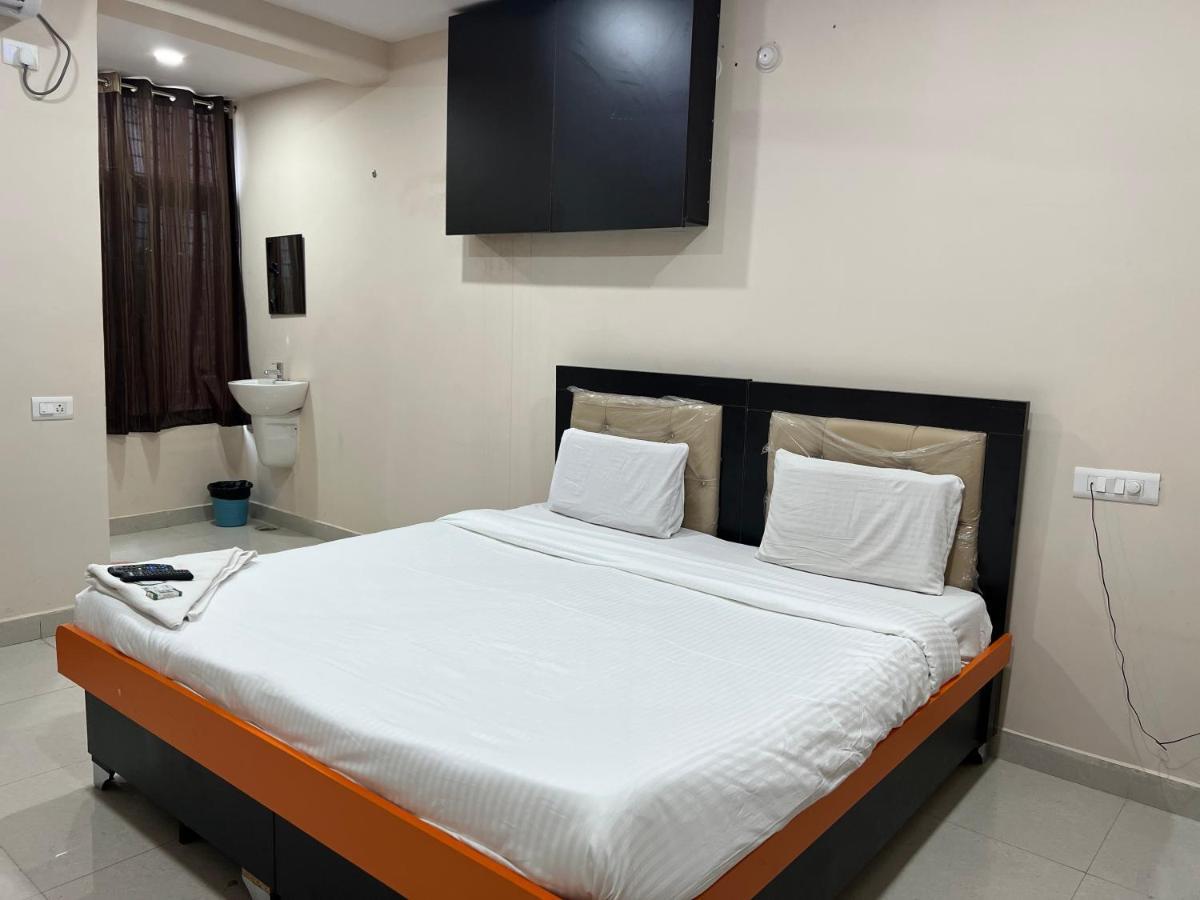 5 Star Grand Hotel Shamshabad Exterior foto